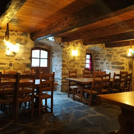 Les Calades 3* Les Estables