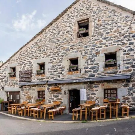 Les Calades 3* Les Estables