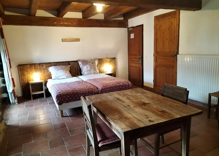 Les Calades 3* Лез-Эстабль