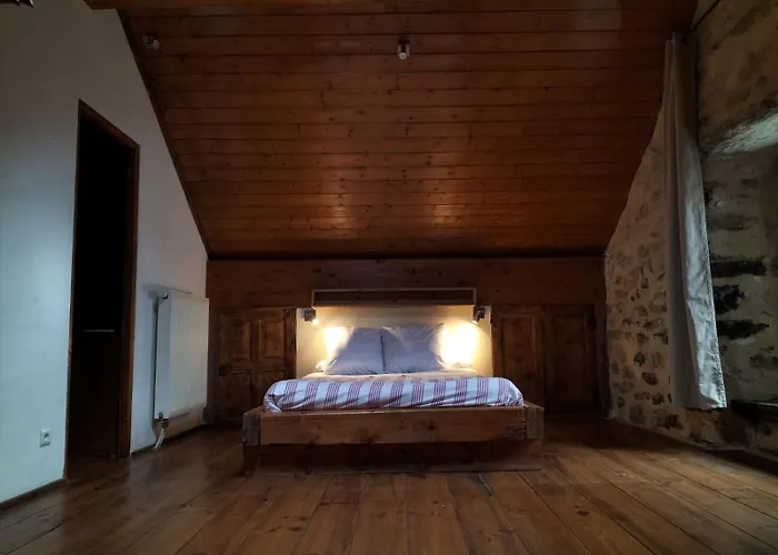 Les Calades 3* Лез-Эстабль