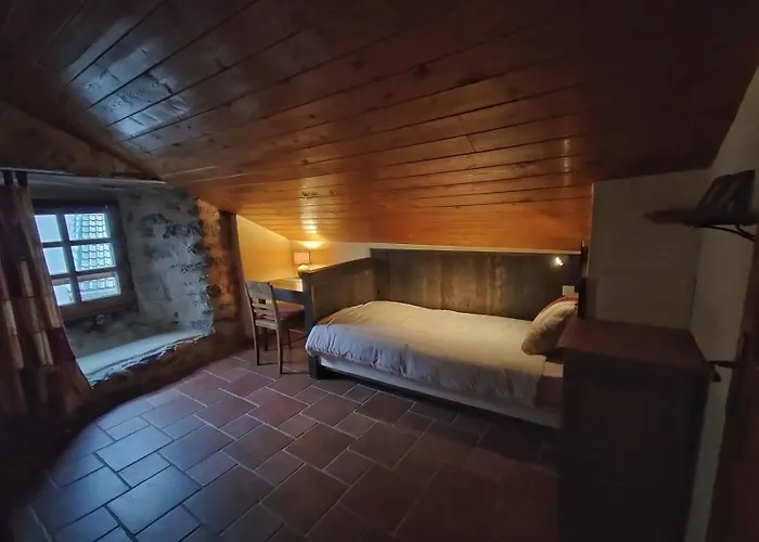 Les Calades Лез-Эстабль