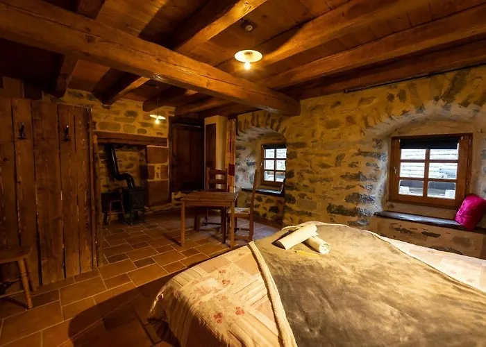 Les Calades Лез-Эстабль